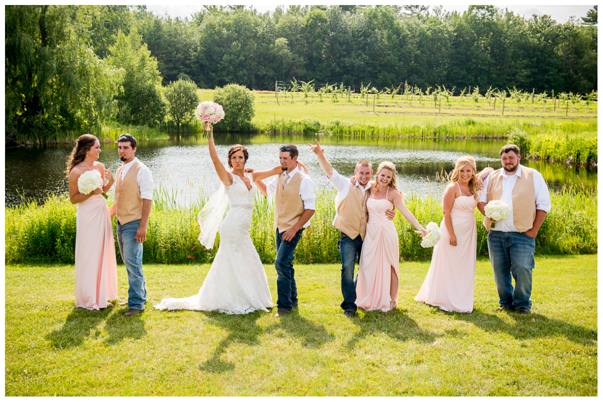 fun wedding party photos