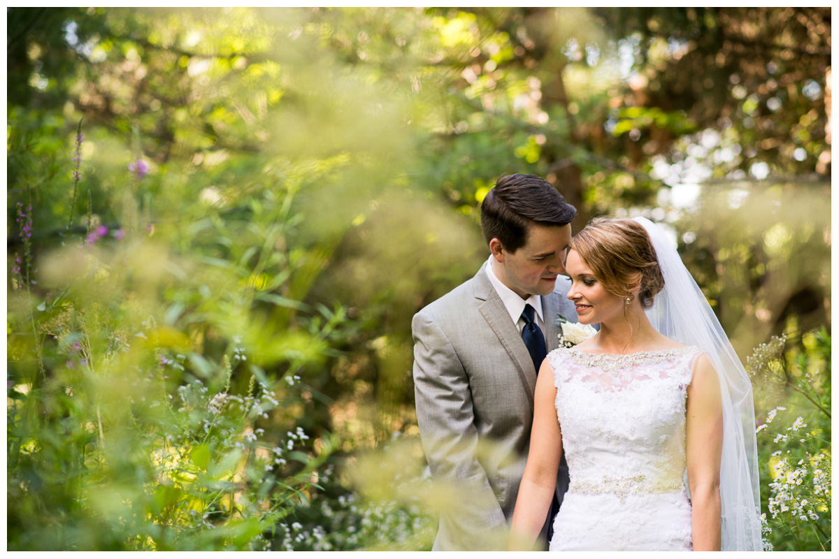 garden wedding photos