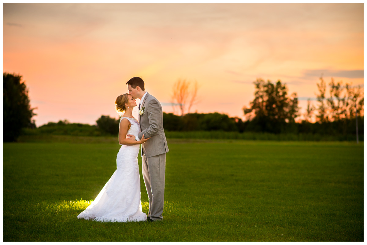 intimate wedding photos