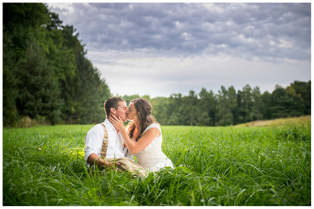 dreamy bride and groom photos in new hampshire