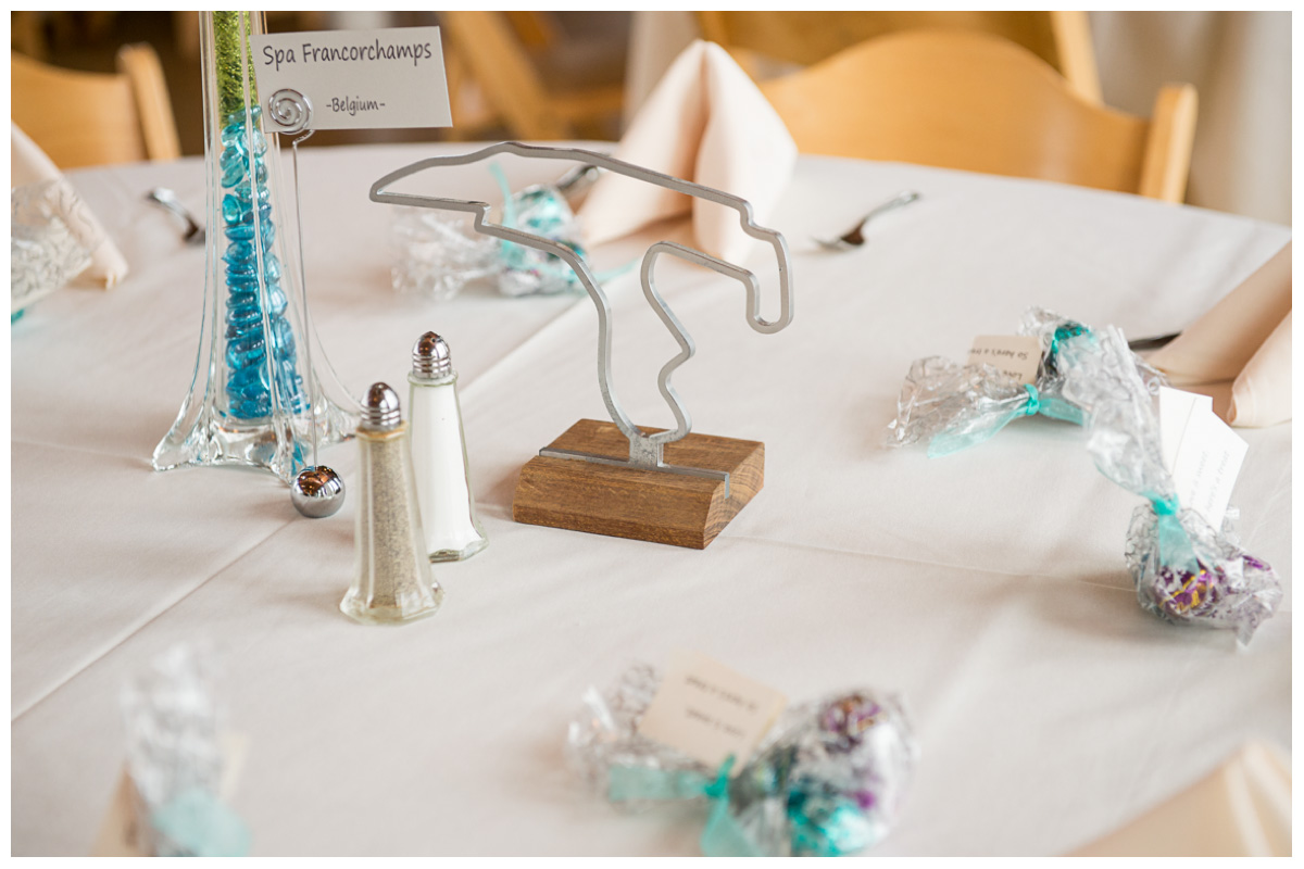 unique table decorations for weddings