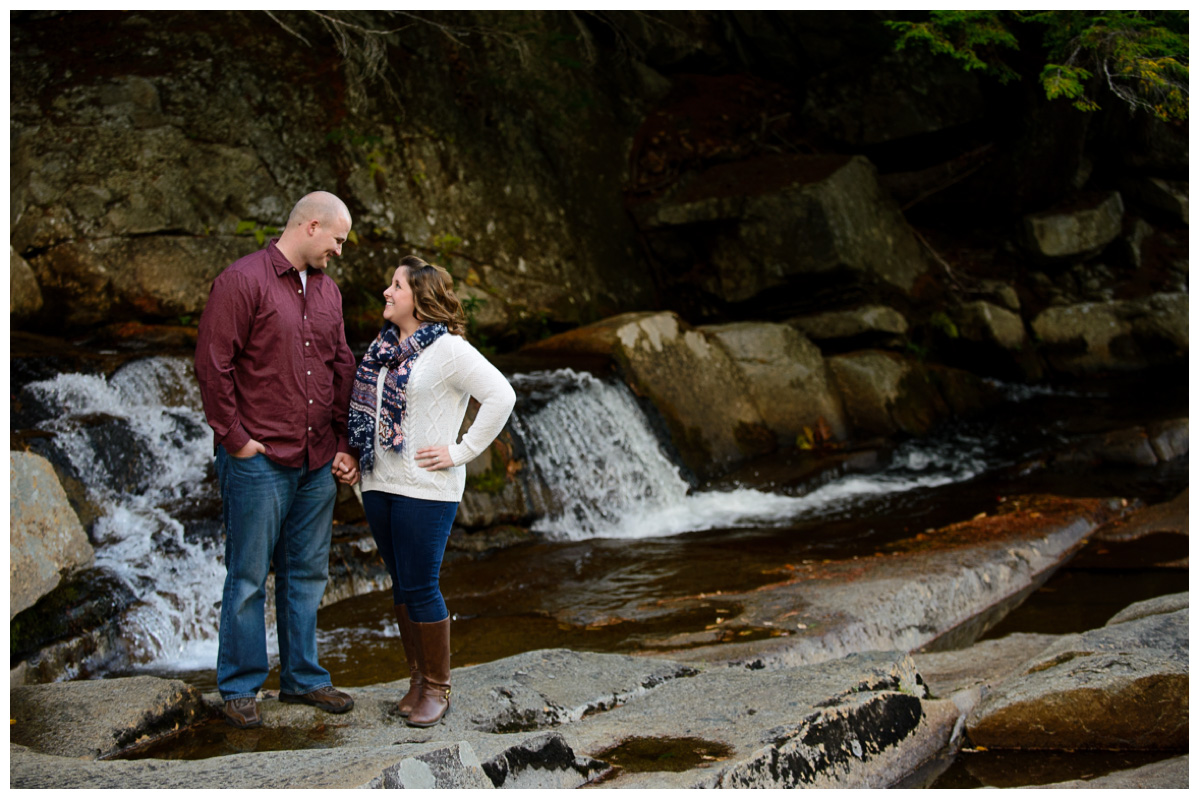 What to wear for fall engagement photos in New England